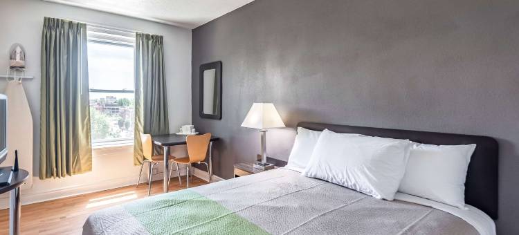 堪萨斯市中心凯艺套房酒店(Quality Inn & Suites Kansas City Downtown)图片