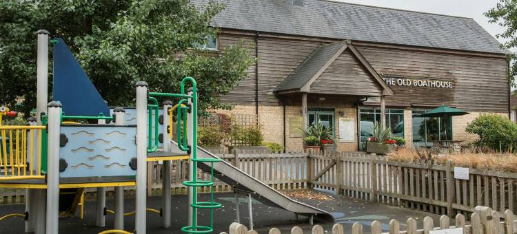 德威尔柯茨窝尔山水上乐园酒店(De Vere Cotswold Water Park)图片