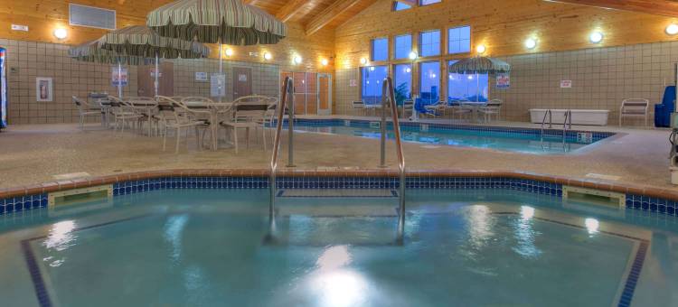 牛顿市美吟温德姆酒店(AmericInn by Wyndham Newton)图片