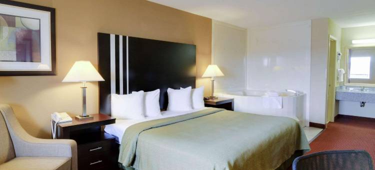 凯艺套房酒店(Quality Inn & Suites Clarksville)图片