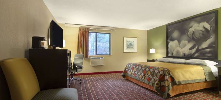 荷姆伍德伯明翰地区温德姆速8酒店(Super 8 by Wyndham Homewood Birmingham Area)图片