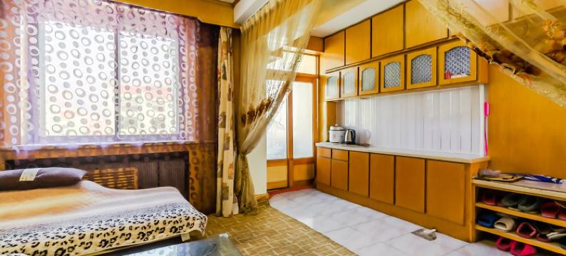 韩家小静民宿(南京东路分店)图片