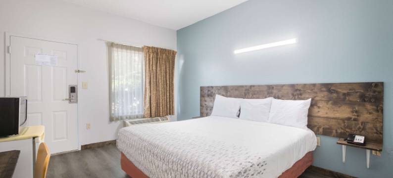 斯托克布里奇美洲贝斯特维佑汽车旅馆(Americas Best Value Inn Stockbridge)图片