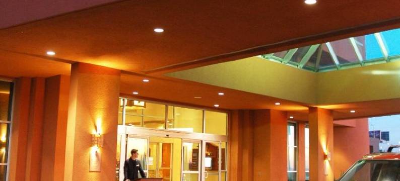 阿尔伯克基希尔顿安泊酒店(Embassy Suites by Hilton Albuquerque)图片