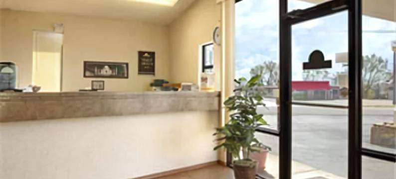 克拉克斯维尔日落酒店(Sunset Inn Clarksville)图片