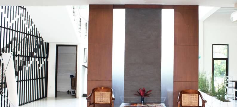 PP大学酒店(PP University)图片