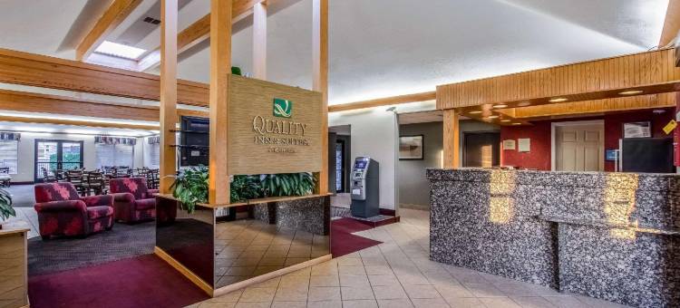 乡村套房酒店(Country Inn & Suites by Radisson, Muskegon, MI)图片