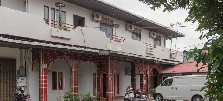 库尔科斯特伊斯兰酒店-近坤甸阿雅尼美佳购物中心(KoolKost Syariah Near Ayani Mega Mall Pontianak)图片