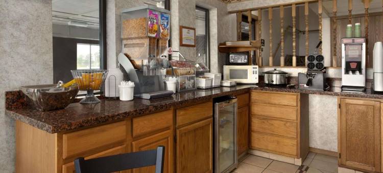 卡梅隆温德姆速8酒店(Super 8 by Wyndham Cameron)图片