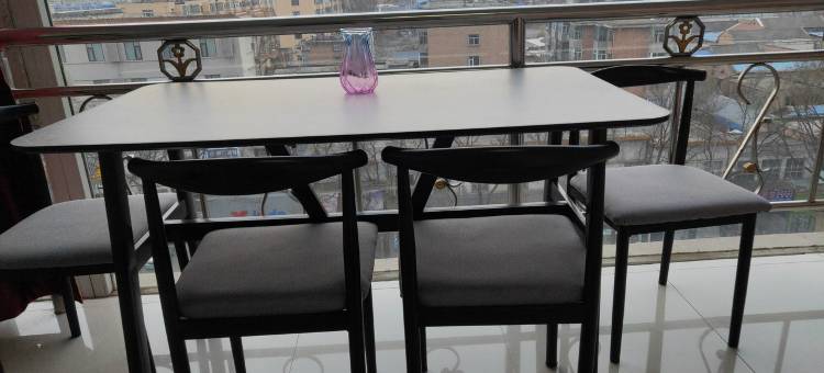 驿旅阳光天马飘窗大床房密码入住公寓(英雄中路分店)图片