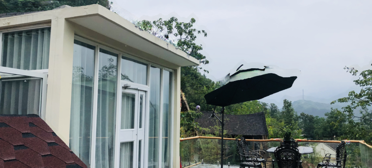 云合山间民宿(顶宝石店)图片