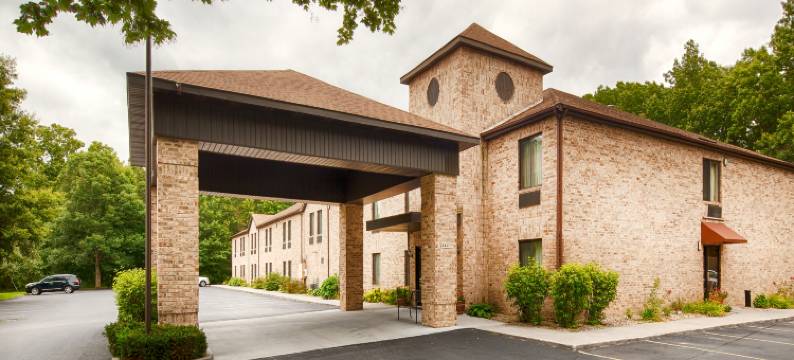 索格塔克广场贝斯特韦斯特酒店(Best Western Plaza Hotel Saugatuck)图片