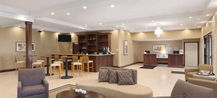 大急流城机场温德姆花园酒店(Wyndham Garden Grand Rapids Airport)图片