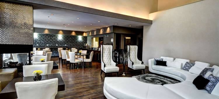 斯威夫特卡伦特霍姆套房酒店(Home Inn & Suites - Swift Current)图片