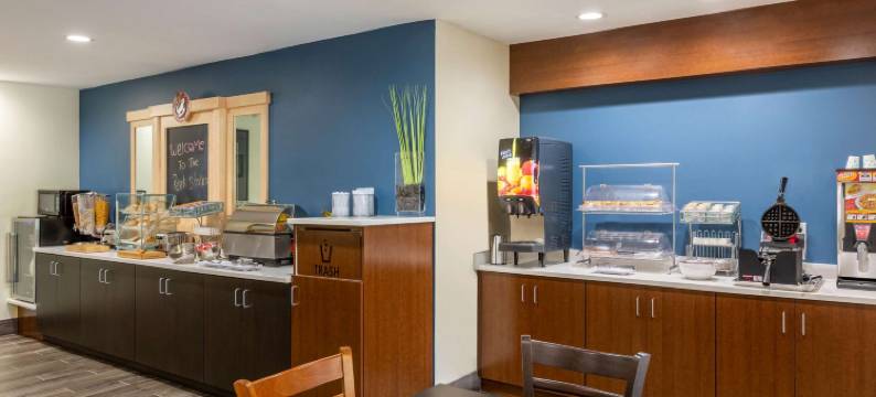 杰佛逊美吟温德姆酒店(AmericInn by Wyndham Jefferson)图片