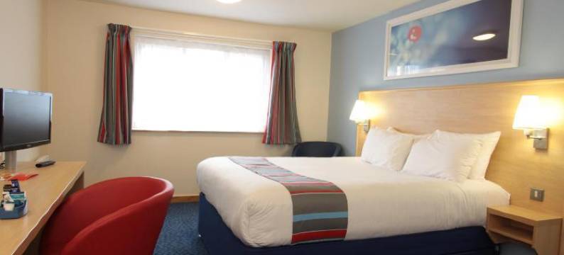 圣克莱尔斯卡马森旅屋酒店(Travelodge St. Clears Carmarthen)图片