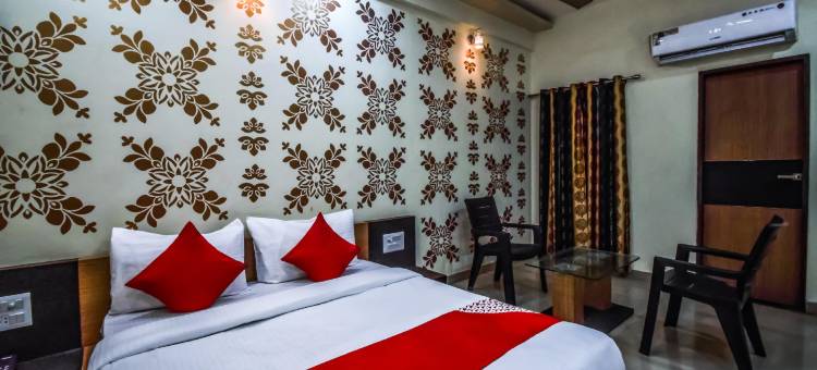 OYO 15180 Kavita Inn图片