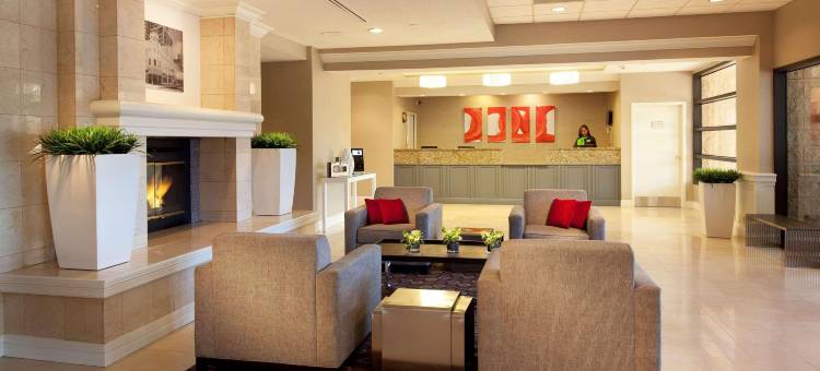 凤凰城机场雷迪森酒店(Radisson Hotel Phoenix Airport)图片