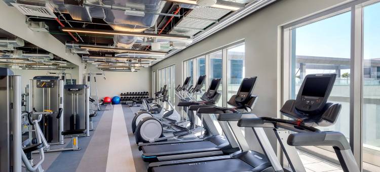 迪拜阿尔米纳雅乐轩酒店(Aloft Al Mina, Dubai)图片
