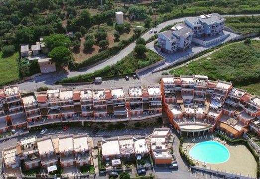 Nuovissimo Alloggio A Pizzo Complesso Con Piscina Hotel Overview