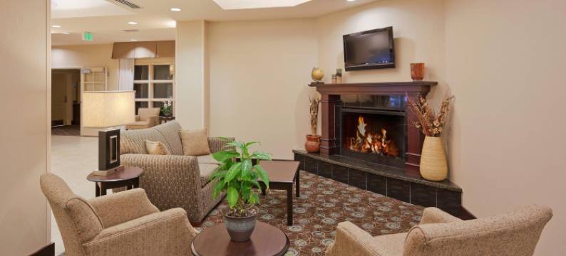 智选假日套房酒店克洛维斯，弗雷斯诺地区(Holiday Inn Express & Suites CLOVIS-FRESNO AREA by IHG)图片