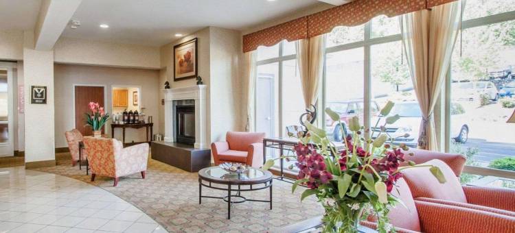 尤金舒适套房酒店(Comfort Suites Eugene)图片