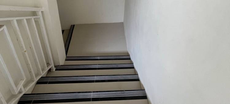 Urbanview Indria Inn Solo by RedDoorz图片