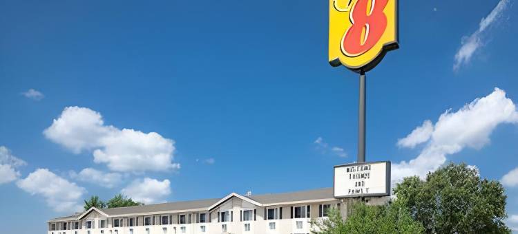 曼哈顿温德姆速8酒店(Super 8 by Wyndham Manhattan KS)图片