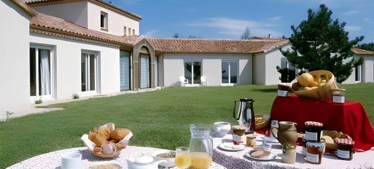 贝日里餐厅酒店(Logis Hotel la Bergerie Hôtel 3 étoiles Restaurant Savoureux)图片