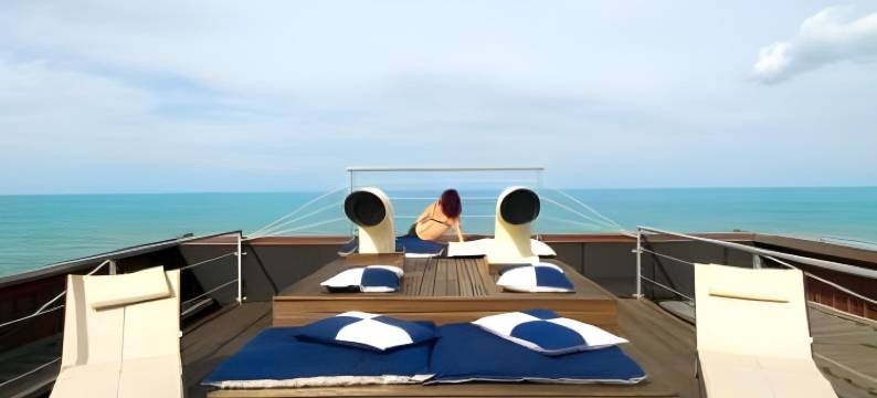 新那阿斯特酒店(Hotel Sina Astor)图片