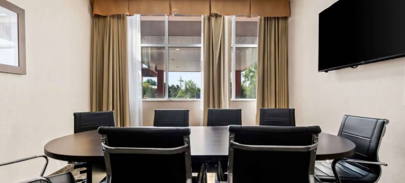 弗格斯贝斯特韦斯特优质酒店(Best Western Plus Fergus Hotel)图片