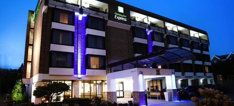 Holiday Inn Express 底特律伯明翰(Holiday Inn Express DETROIT-BIRMINGHAM by IHG)图片