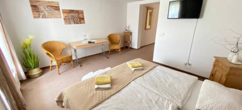 爱博格力驰艾洛卫兹旅馆(Erbgericht Eulowitz)图片