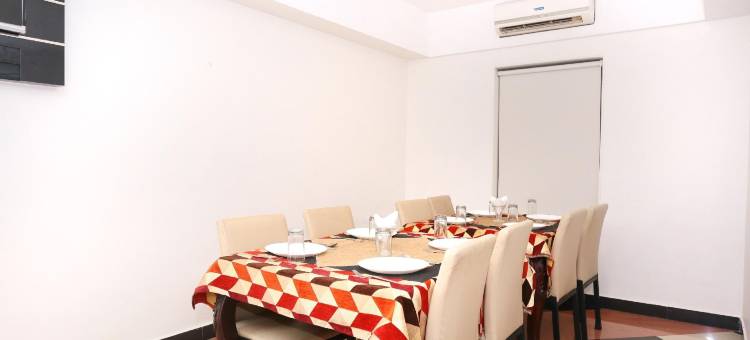 首都 O 19742 多娜城堡酒店(Super Townhouse Dona Castle)图片