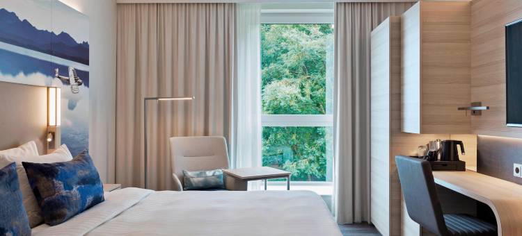 南慕尼黑奥伯法芬霍芬万怡酒店(Courtyard Oberpfaffenhofen Munich South)图片