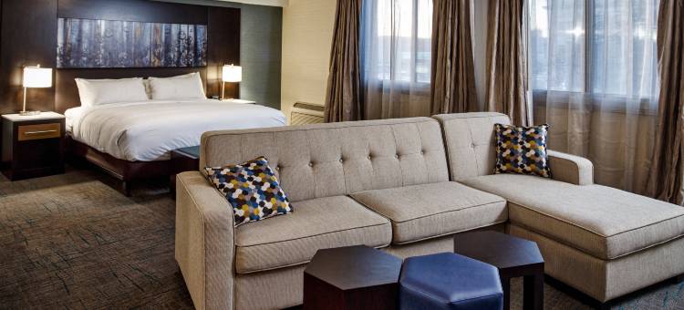 丽纳希尔顿逸林酒店(DoubleTree by Hilton Neenah)图片