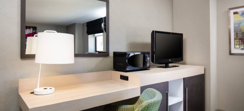 希尔顿欢朋酒店-弗里波特(Hampton Inn Freeport)图片