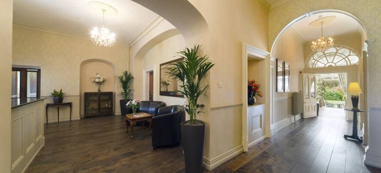 贝斯特韦斯特利公园酒店(Best Western Leigh Park Hotel)图片