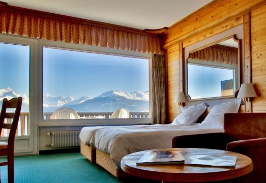 Hotel-Restaurant le Mont Paisible, Crans-Montana Hotel Overview