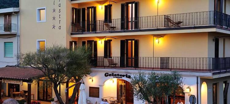 阿古利亚斯特拉酒店(Hotel Agugliastra)图片