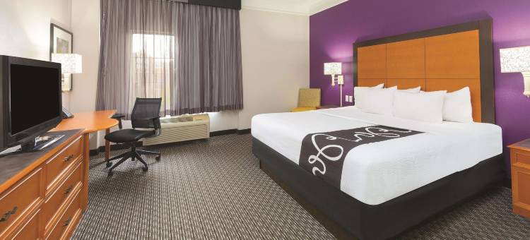 圣马科斯拉昆塔温德姆酒店(La Quinta Inn by Wyndham San Marcos)图片
