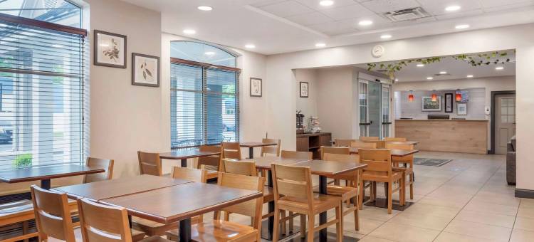 弗吉尼亚南纽波特纽斯丽怡酒店(Country Inn & Suites by Radisson, Newport News South, VA)图片