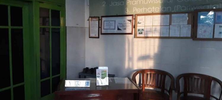 波洛莫印度尼西亚旅游酒店(Bromo Indonesia Travel)图片