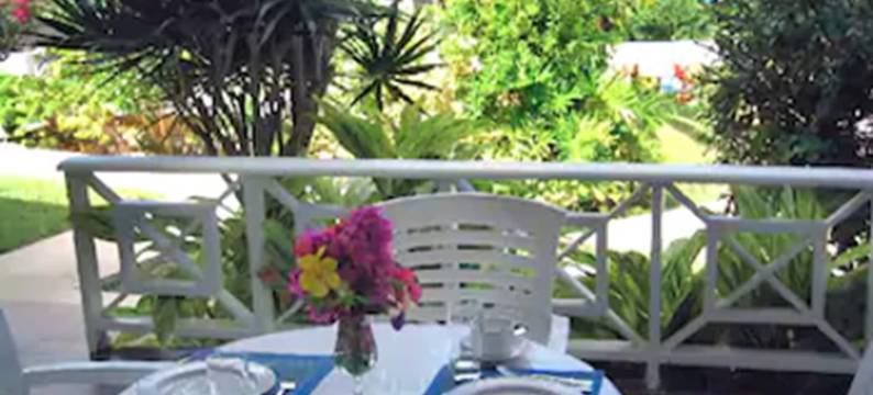 迪肯森湾小屋酒店(Dickenson Bay Cottages)图片