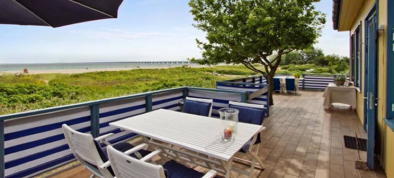 斯凯尔温海滨公寓式客房小屋酒店(Skaerven Beachfront Condos and Cottage)图片