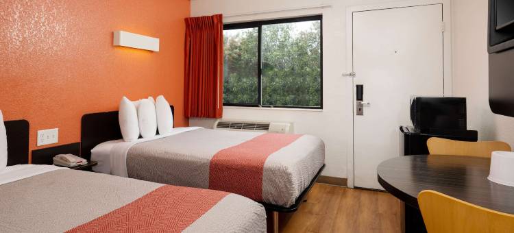 卡马里奥6号汽车旅馆(Motel 6 Camarillo, CA)图片
