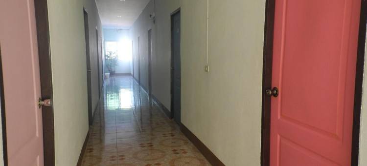 南彭广场1号酒店(Nam Pueng Place 1)图片