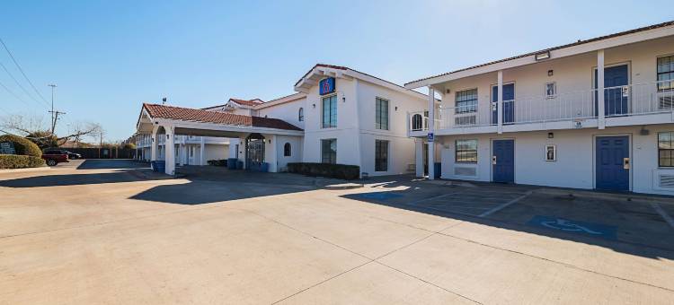 大草原I-30洲际6号汽车旅馆(Motel 6 Grand Prairie, TX - Interstate 30)图片