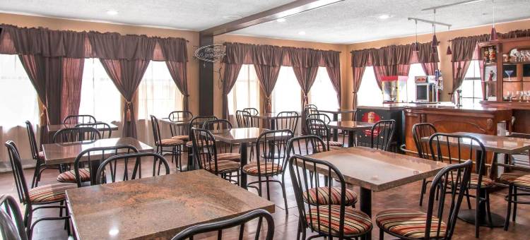 凯艺套房酒店-35号州际公路/近AT&T中心(Quality Inn & Suites I-35 Near Frost Bank Center)图片