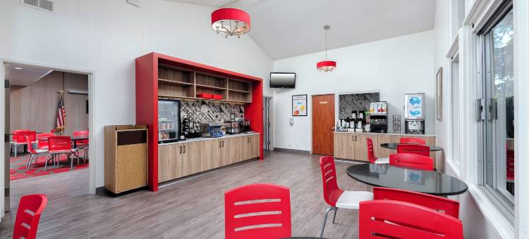 圣巴巴拉华美达酒店(Ramada by Wyndham Santa Barbara)图片